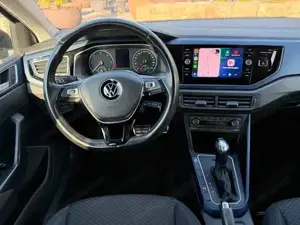 VW Polo 1.6 TDI United DSG Limousine Bild 2