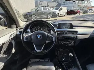 Bmw  x1 sDrive16d xLine 2016 Top Bild 4