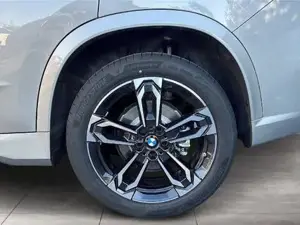 BMW X1 xDrive20d U11 B47 M Sportpaket Head-Up DAB Bild 7