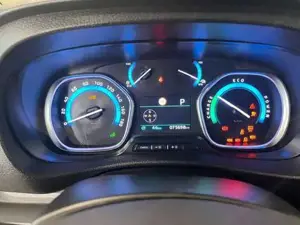 Opel Vivaro Bild 10