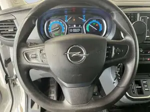Opel Vivaro Bild 9