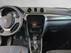 Suzuki Vitara Bild 8