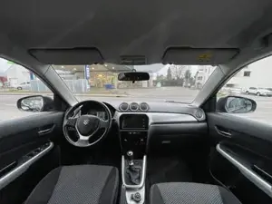 Suzuki Vitara Bild 7