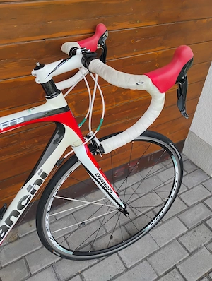 Bianchi Sempre Carbon Rennrad, Gr.59, weiss rot schwar, Shimano Ultegra Bild 5