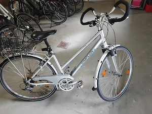 Simplon fahrrad mit korb Bild 5