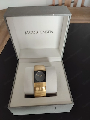 Armbanduhr für Damen von Jacob Jensen