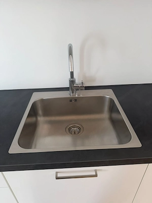 Neue Küche mit Blum-Scharniere und Siemens Geräte Bild 4