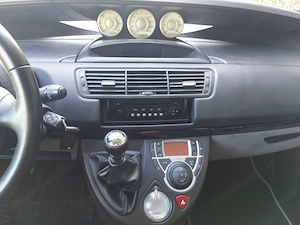 Citroen C8 Bild 8