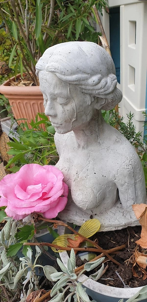 Steinsculptur Bild 2