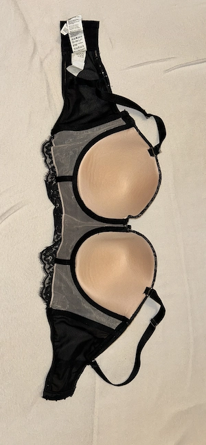 BH schwarz 80E Hunkemöller Bild 2
