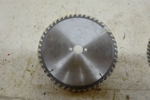 4 Stk , Sägeblätter mit 250mm Bild 2