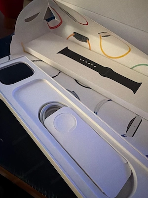 Apple Watch 8 - 45mm GPS Bild 2