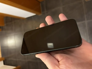 IPhone 13 mini in grün Bild 10