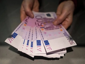 Kredi!te und Investitionen für Landwirtschaft, Industrie und Immobilien (10.000   bis 350.000.000  )