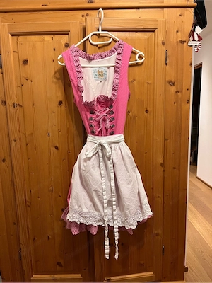 Wenger Dirndl kurz Bild 3
