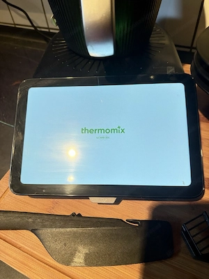 Thermomix TM7 schwarz silber Varoma Touchpad Zubehör Bild 3
