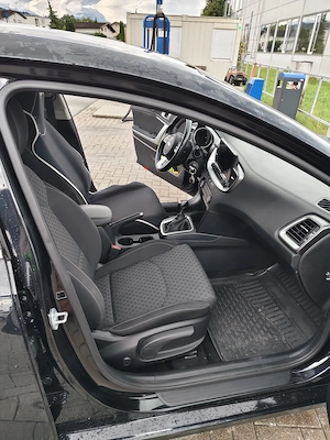 Kia Ceed  1.0TGDI MT6 1 Bild 8