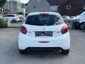 Peugeot 208 Bild 5