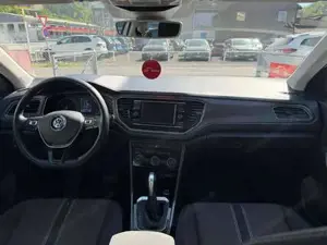 Volkswagen T-Roc Bild 6