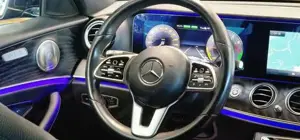 Mercedes-Benz E 300 Bild 13
