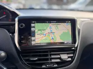 Peugeot 208 Bild 10