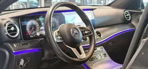 Mercedes-Benz E 300 Bild 12