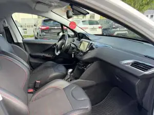 Peugeot 208 Bild 8