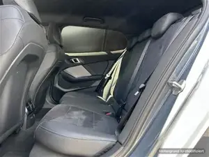 BMW 118d 5-Türer F70 B47 M Sportpaket Head-Up DAB Bild 8
