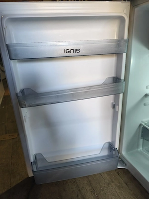 Einbau Kühlschrank mit Gefrierfach. Bild 2