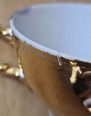 Bavaria Porzellan Kaffee- Teeservice mit Golddekor   5 Tassen, 6 Untertassen Bild 6