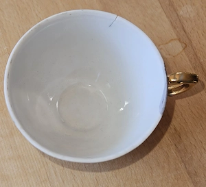 Bavaria Porzellan Kaffee- Teeservice mit Golddekor   5 Tassen, 6 Untertassen Bild 5