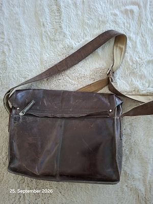 "aunts & uncles" Schultertasche Bild 4