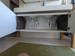 Doppelwaschbecken mit Unterschrank und Spiegelschrank Bad Bild 5