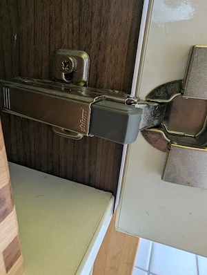 Doppelwaschbecken mit Unterschrank und Spiegelschrank Bad Bild 4