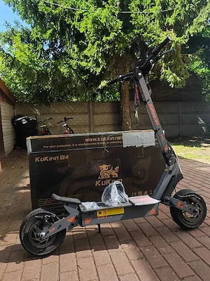 KuKirin G4 E-Scooter 2000W 70 km h mit Sitz & Zubehör Bild 3