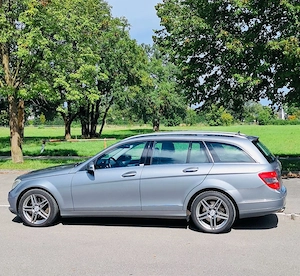Mercedes Benz Bild 2