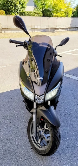 Aprilia SXR 50 Bild 2