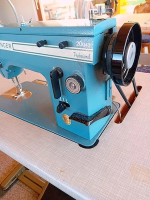Singer Nähmaschine Bild 4
