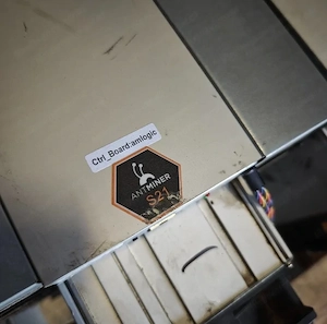Gebrauchte Bitmain Antminer S21, S21 Pro Bild 3