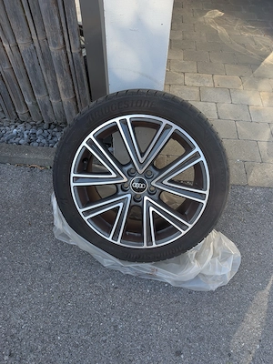 Audi A1 Sportback 25 TFSI intense Bild 4