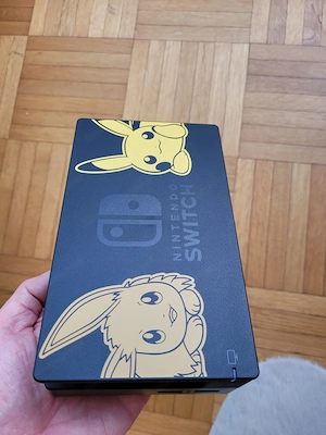 Switch Konsole (Let's go Pikachu Edition) inkl. Zubehör Bild 5