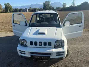 Suzuki Jimny 1.5 VX DDiS   Diesel   2WD 4WD   5-Gang Bild 2