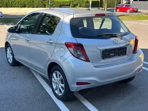 Toyota Yaris Bild 4