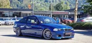 BMW 330 Bild 4