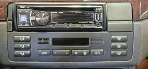 BMW 330 Bild 14