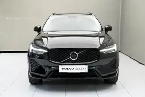 Volvo XC60 Plus, B5 Mild Hybrid, Benzin, Dark W-Paket Bild 3