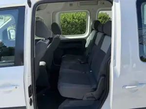 VW Caddy Bild 8
