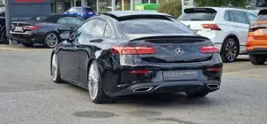 Mercedes-Benz E 220 Bild 6