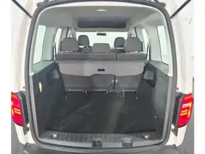 VW Caddy Bild 10