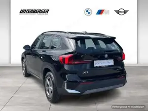 BMW X1 xDrive23i Driving Assistant Plus // SHZ // Parking Assistant Bild 4